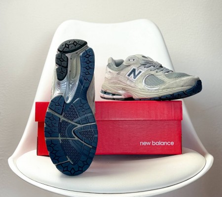 New Balance 2002R «Stone»